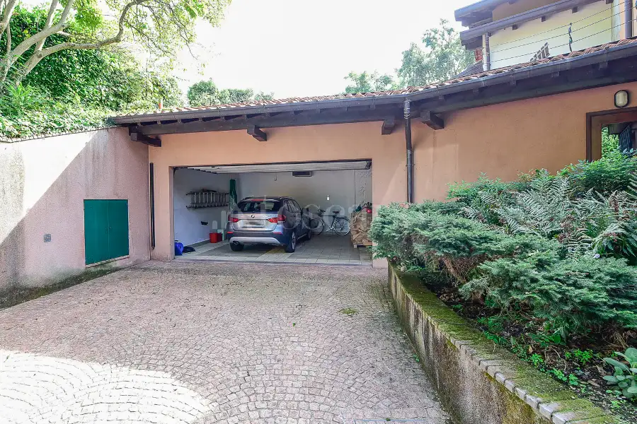 Villa in vendita di 320 mq a €630.000 (rif. 53/2026)