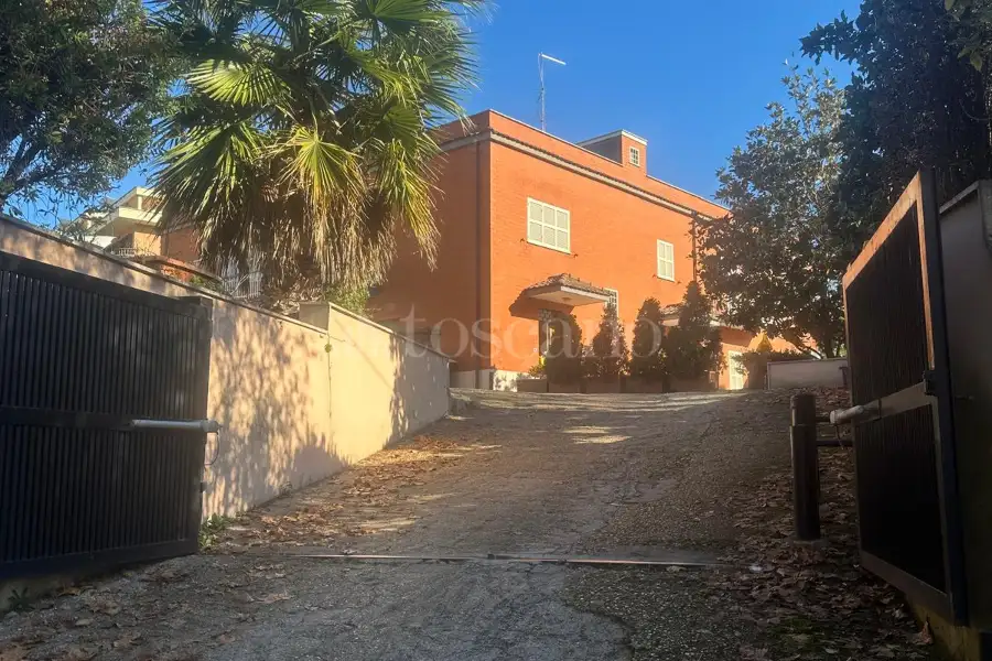 Casa Indipendente in vendita di 180 mq a €349.000 (rif. 40/2025)