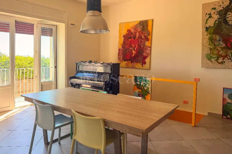 Casa in vendita di 210 mq a €990.000 (rif. 50/2026)