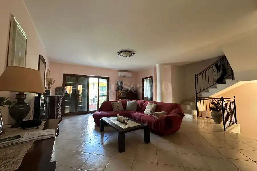 Villino a Schiera in vendita di 210 mq a €240.000 (rif. 94/2025)