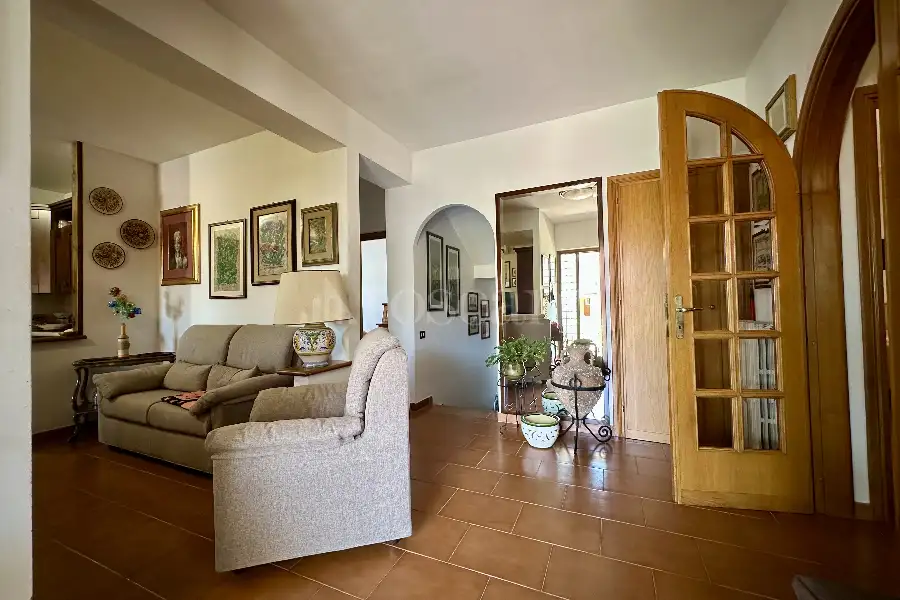 Villa Bifamiliare in vendita di 175 mq a €379.000 (rif. 67/2026)