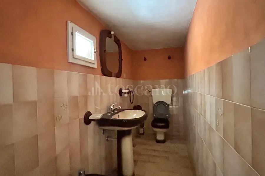 Casa Indipendente in vendita di 260 mq a €240.000 (rif. 120/2026)