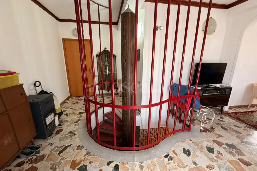 Casa in vendita di 268 mq a €619.000 (rif. 134/2026)