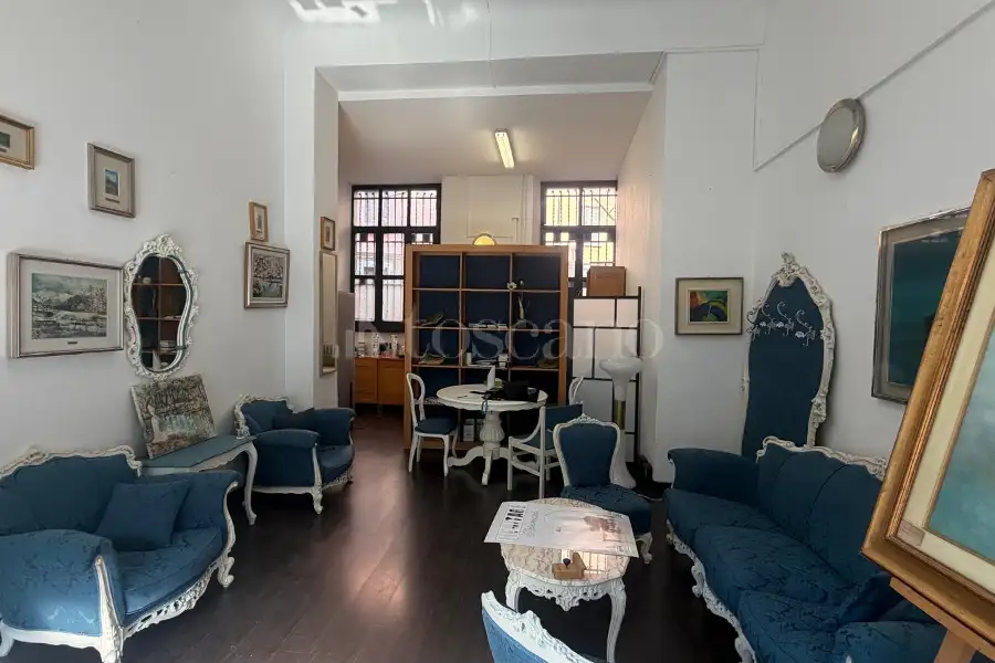 Negozio in affitto di 85 mq a €3.000 (rif. 11/2026)