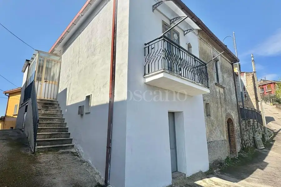Casa Indipendente in vendita di 86 mq a €28.000 (rif. 75/2025)