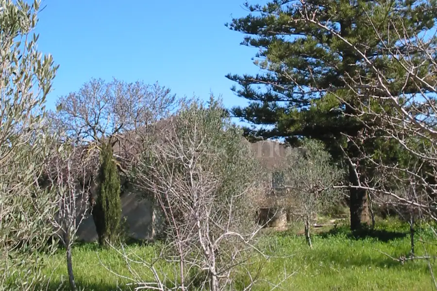 Casale in vendita di 406 mq a €660.000 (rif. 82/2026)