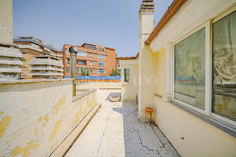 Villa in vendita di 210 mq a €980.000 (rif. 50/2026)