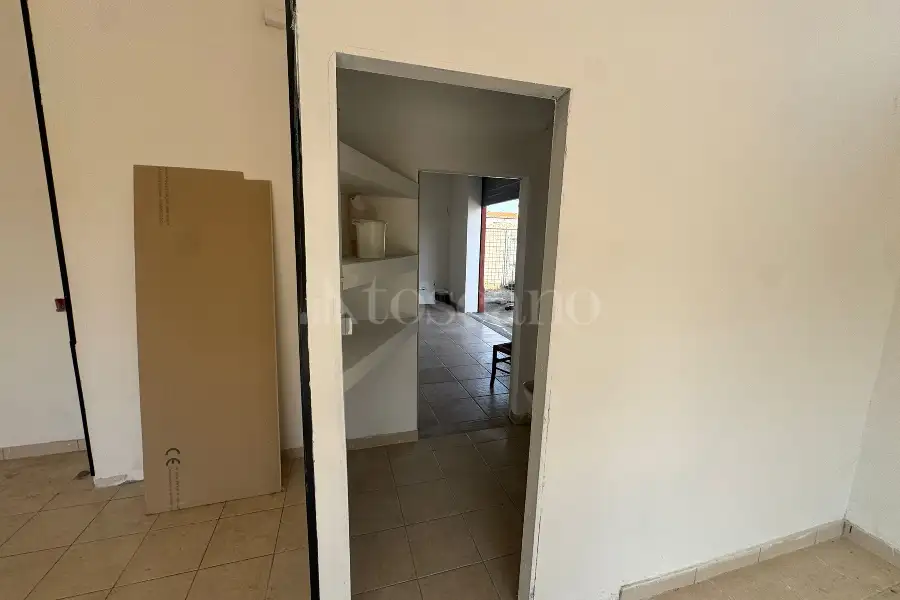 Negozio in vendita di 100 mq a €239.000 (rif. 5/2025)