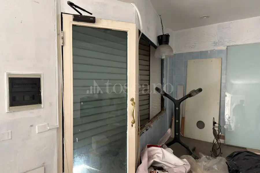 Negozio in vendita di 38 mq a €54.000 (rif. 72/2026)