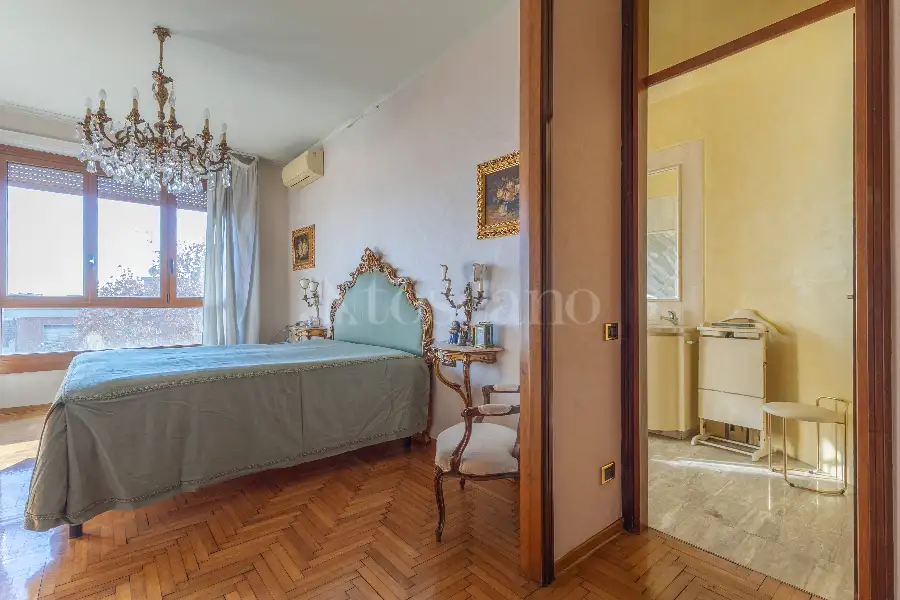 Casa in vendita di 230 mq a €1.495.000 (rif. 7/2025)