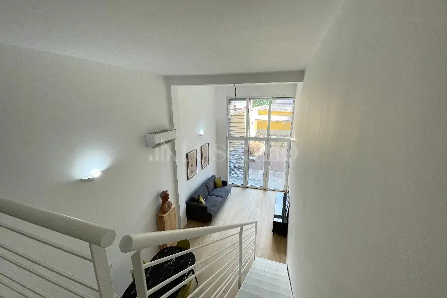 Loft in vendita di 60 mq a €245.000 (rif. 9/2025)