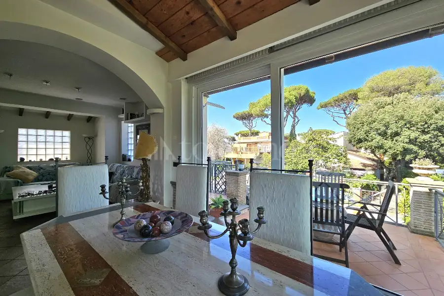 Villa Bifamiliare in vendita di 150 mq a €250.000 (rif. 91/2025)