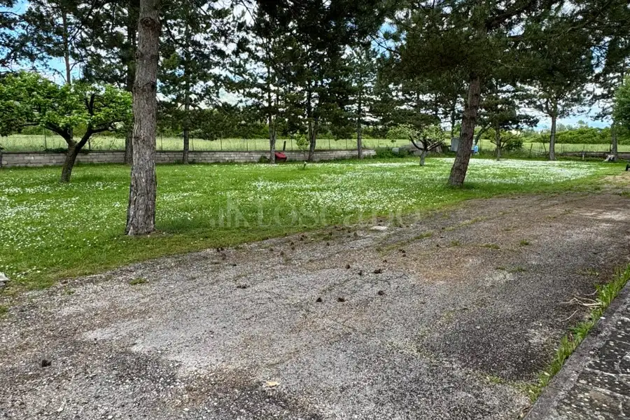 Villa Bifamiliare in affitto di 250 mq a €700 (rif. 105/2025)