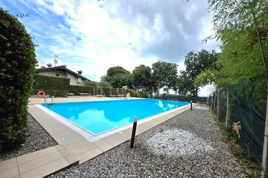 Villa Bifamiliare in vendita di 250 mq a €665.000 (rif. 50/2025)