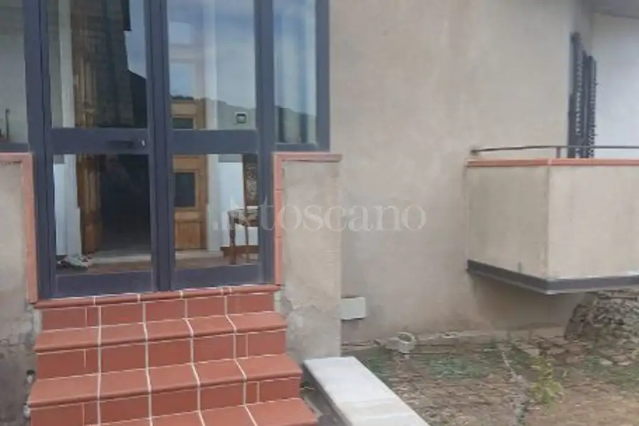 Villa Bifamiliare in vendita di 140 mq a €120.000 (rif. 32/2026)