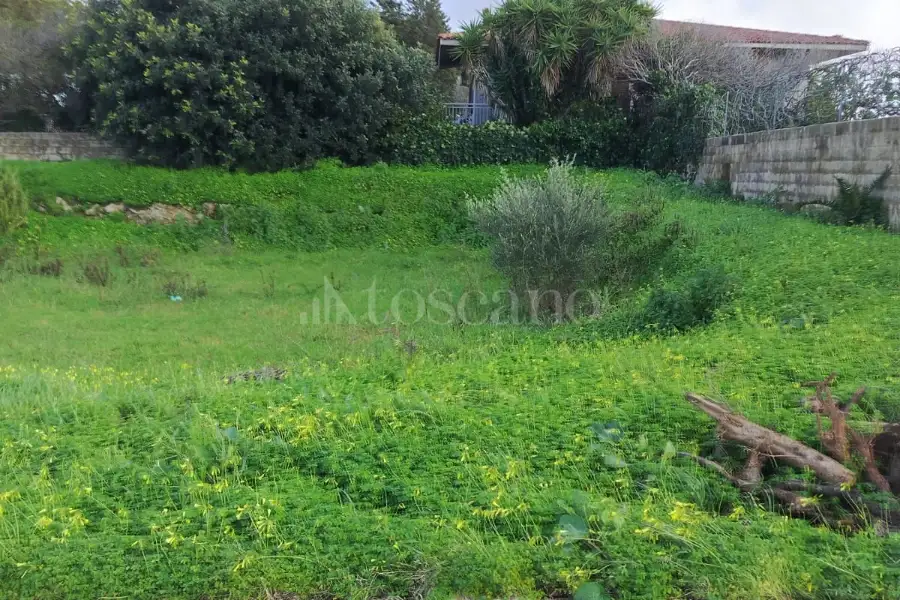 Edificabile Residenziali in vendita di 550 mq a €40.000 (rif. 33/2026)