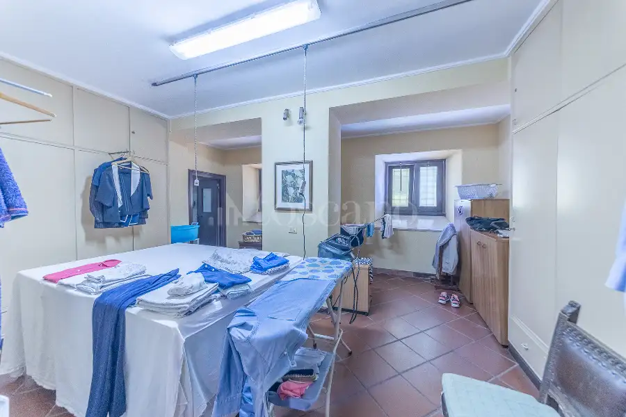 Villa in vendita di 750 mq a €1.950.000 (rif. 53/2026)