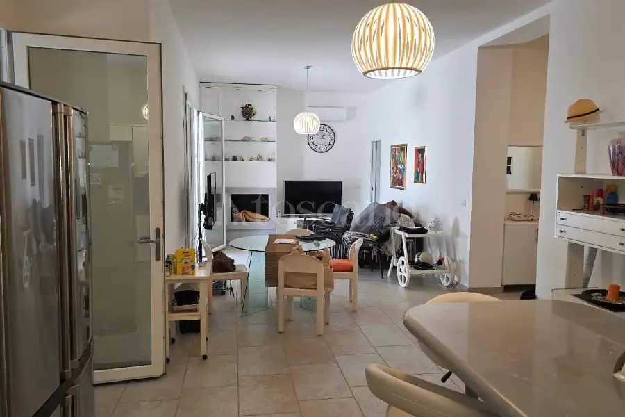Villa in affitto di 110 mq a €7.000 (rif. 24/2026)