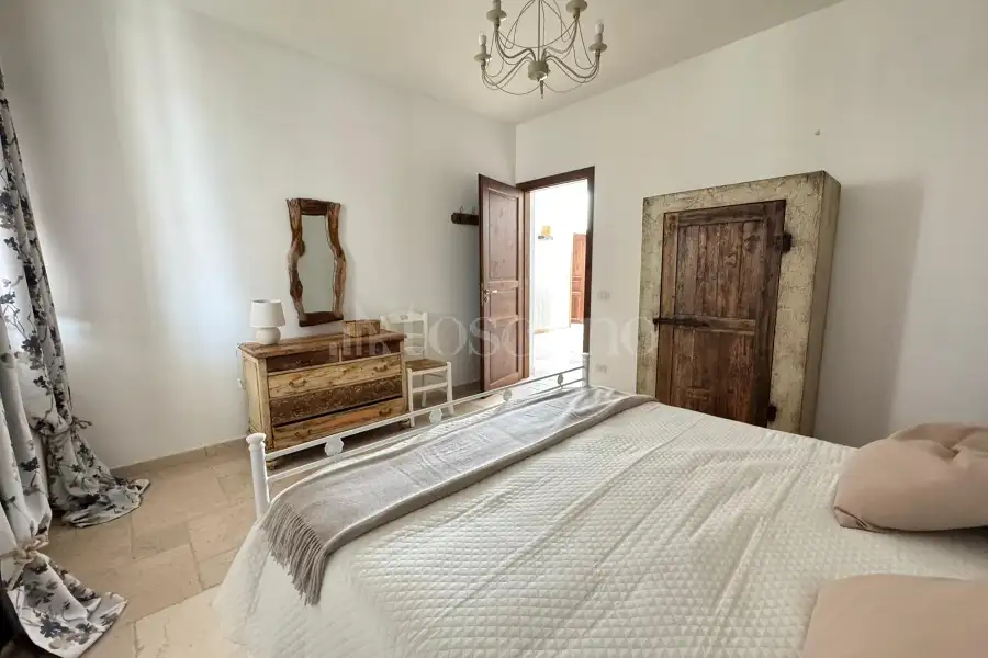 Villa in vendita di 220 mq a €849.000 (rif. 7/2026)