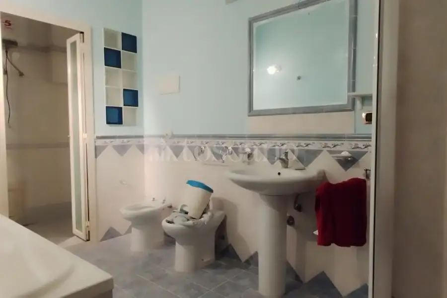 Villino a Schiera in vendita di 200 mq a €350.000 (rif. 1/2026)