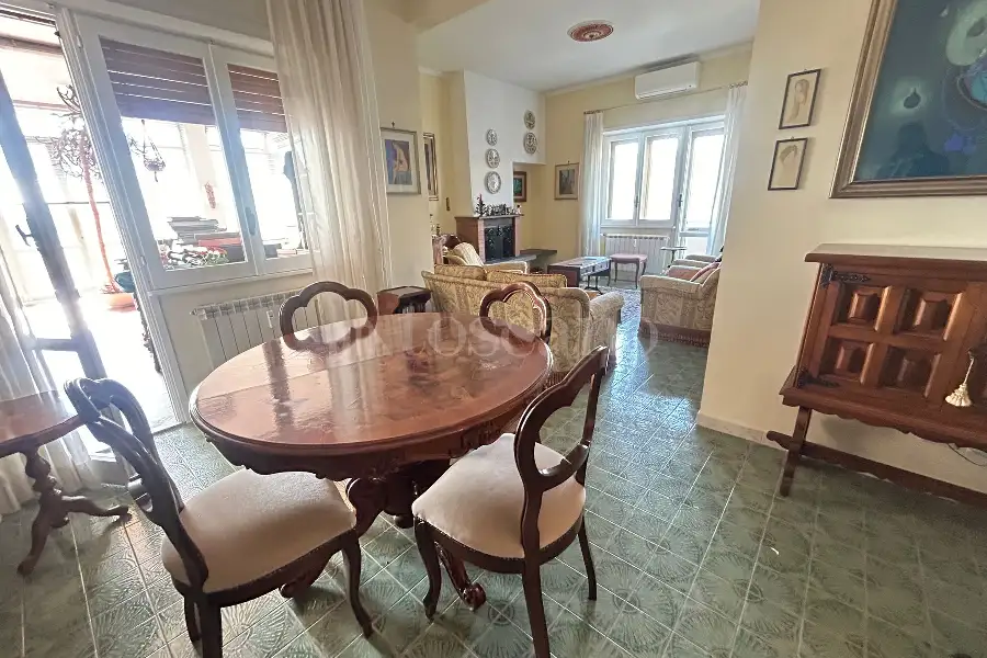 Attico in vendita di 130 mq a €349.000 (rif. 28/2026)