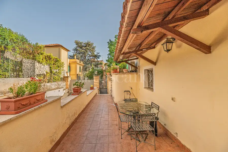 Villa in vendita di 250 mq a €1.450.000 (rif. 41/2026)