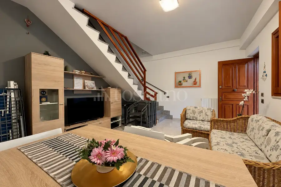 Villa Plurifamiliare in vendita di 97 mq a €275.000 (rif. 107/2026)