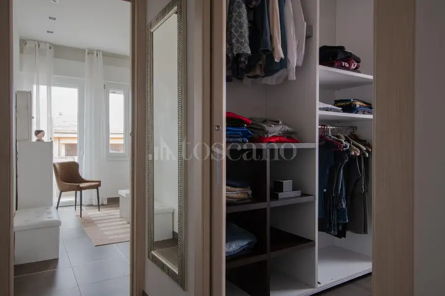Villino a Schiera in vendita di 270 mq a €349.000 (rif. 183/2026)