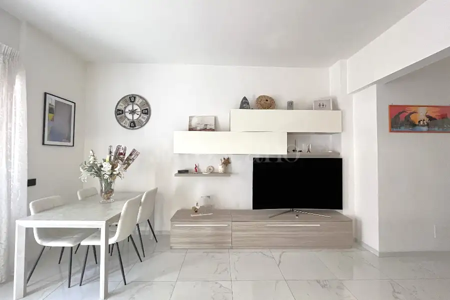 Casa in vendita di 80 mq a €305.000 (rif. 6/2026)