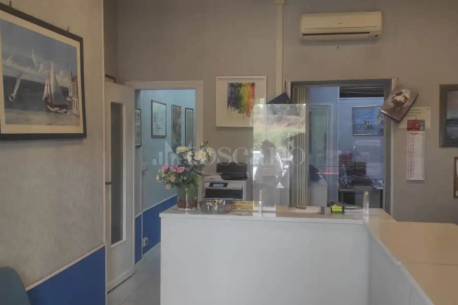 Negozio in affitto di 40 mq a €950 (rif. 23/2026)