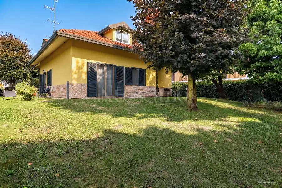 Villa in vendita di 370 mq a €410.000 (rif. 193/2026)