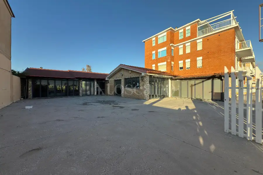 Negozio in vendita di 1.574 mq a €875.000 (rif. 84/2025)