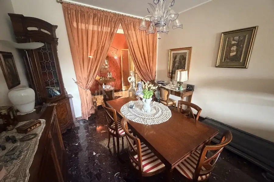 Casa in vendita di 185 mq a €700.000 (rif. 15/2026)