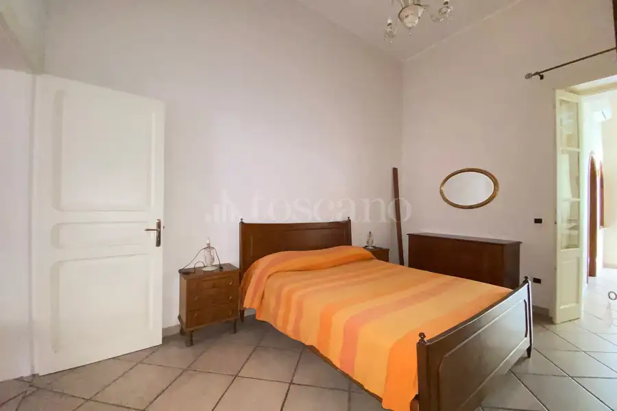 Casa in vendita di 260 mq a €230.000 (rif. 48/2026)