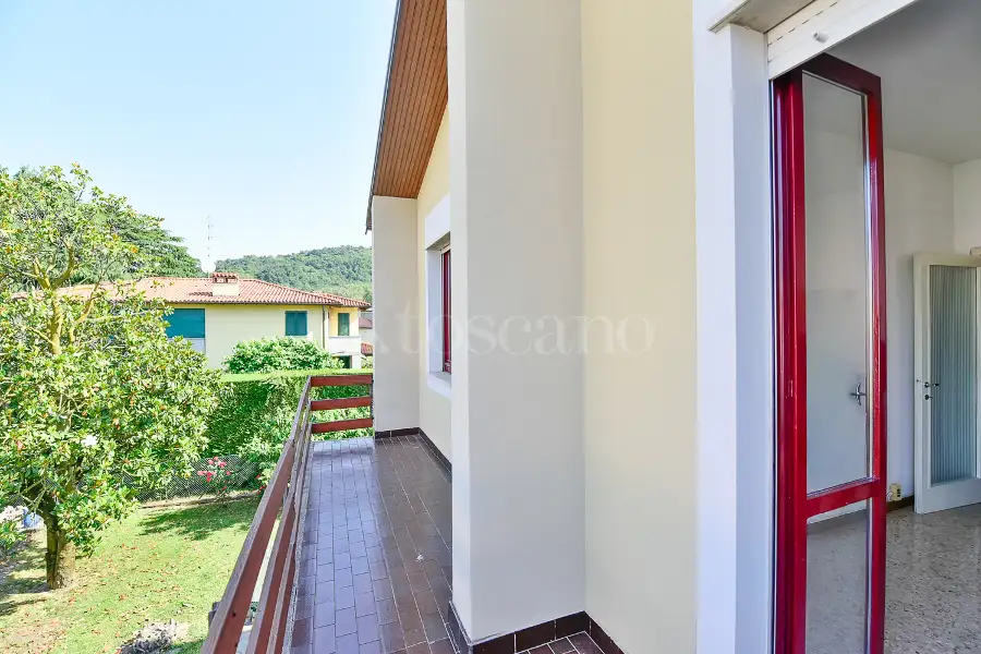 Villa Bifamiliare in vendita di 250 mq a €485.000 (rif. 16/2026)