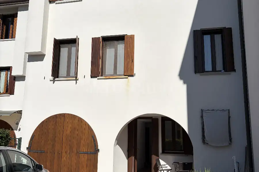 Villino a Schiera in vendita di 161 mq a €175.000 (rif. 19/2026)
