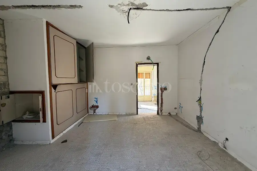 Casa Indipendente in vendita di 130 mq a €65.000 (rif. 35/2026)