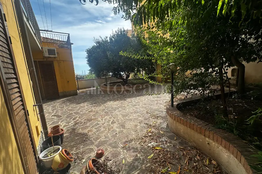 Casa Indipendente in vendita di 255 mq a €225.000 (rif. 87/2026)