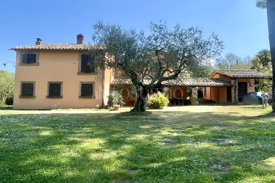 Villa in vendita di 200 mq a €520.000 (rif. 18/2026)