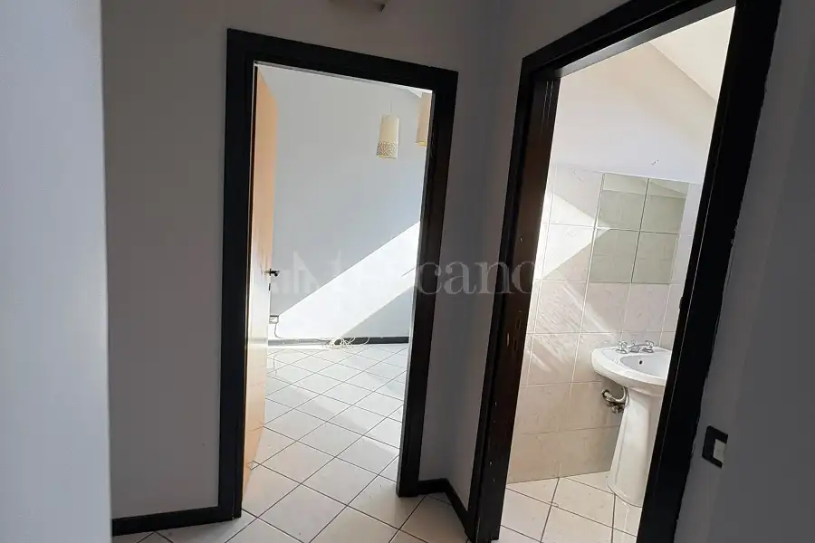Stabile Uso Ufficio in vendita di 310 mq a €350.000 (rif. 80/2026)