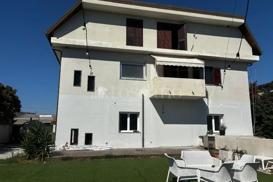 Stanza in affitto di 25 mq a €400 (rif. 43/2026)