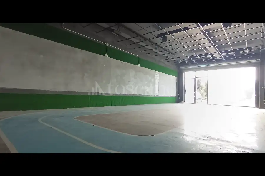 Negozio in vendita di 100 mq a €179.000 (rif. 70/2025)