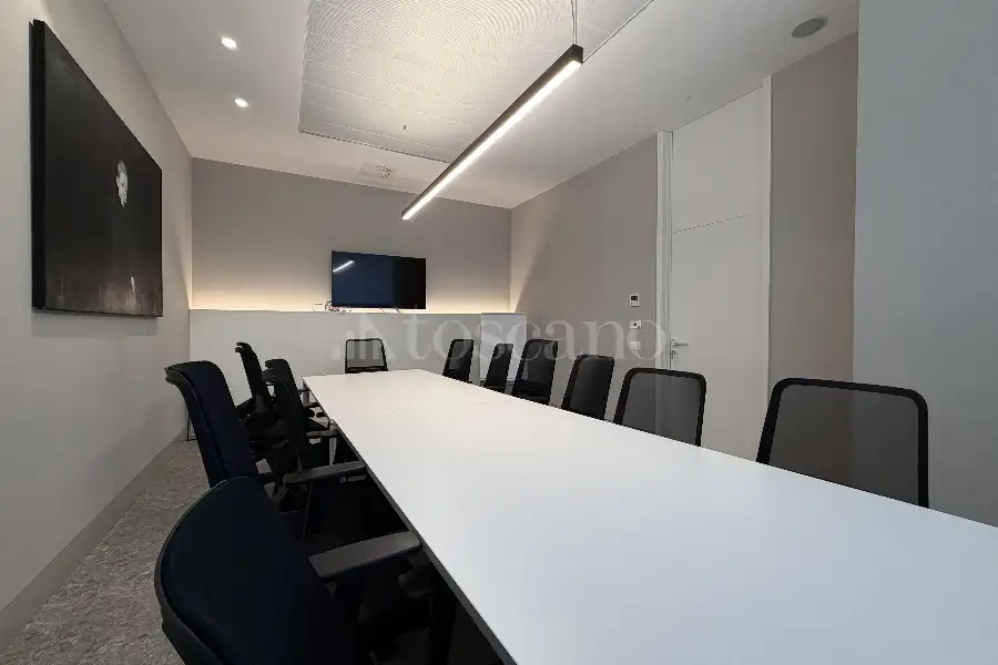 Negozio in vendita di 530 mq a €2.300.000 (rif. 65/2026)