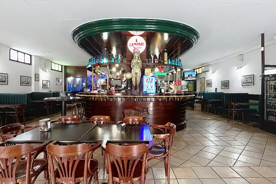 Attività Commerciale in vendita di 230 mq a €229.000 (rif. 84/2025)