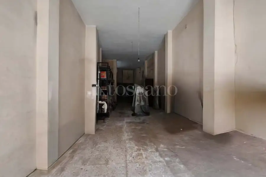 Box in vendita di 174 mq a €165.000 (rif. 53/2025)