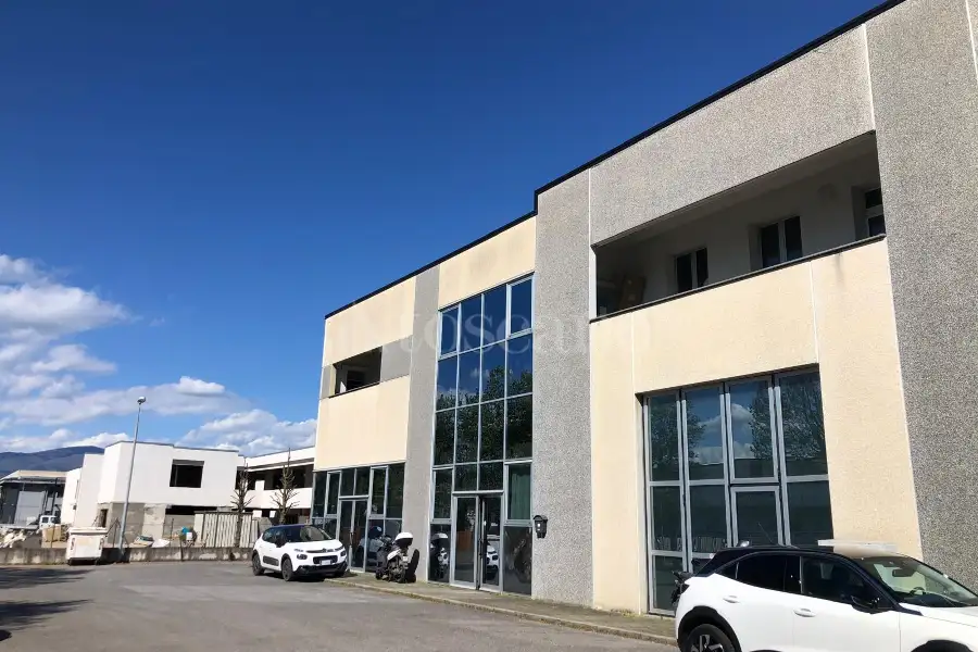 Capannone in vendita di 550 mq trattativa riservata (rif. 10/2024)