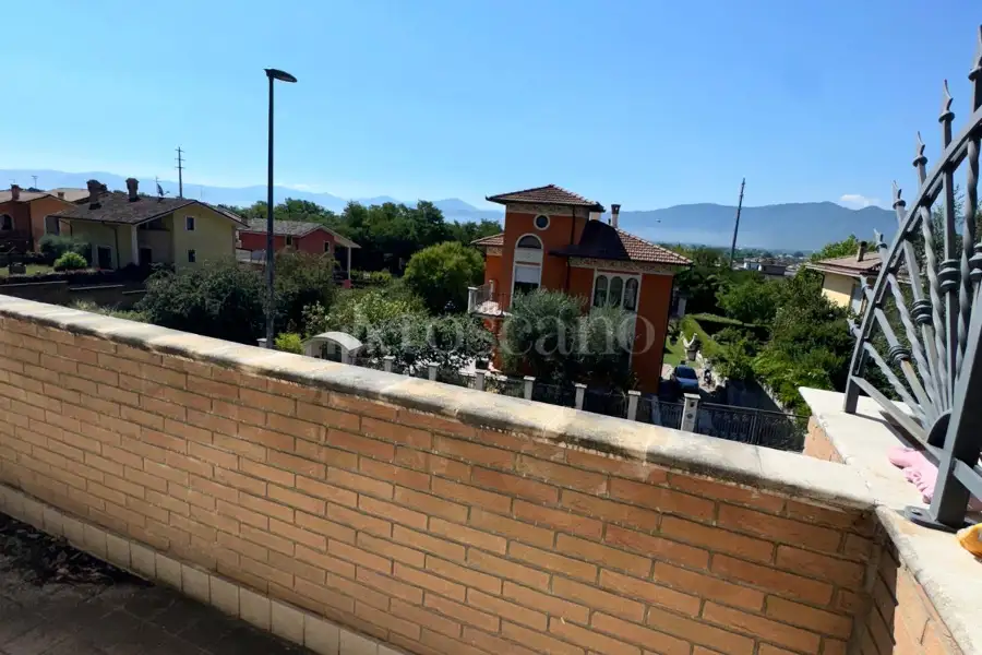 Villino a Schiera in vendita di 300 mq a €350.000 (rif. 88/2025)