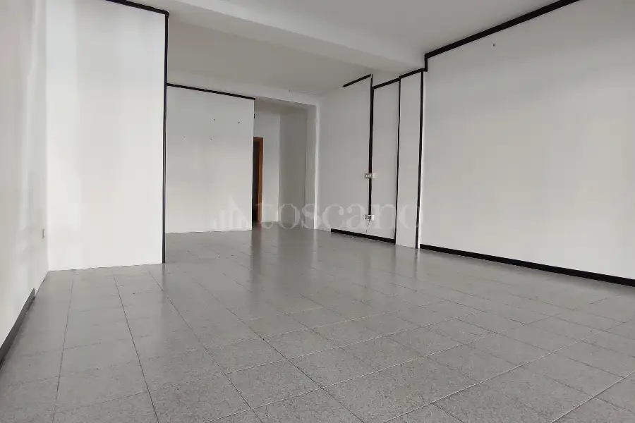 Negozio in vendita di 50 mq a €99.000 (rif. 53/2026)