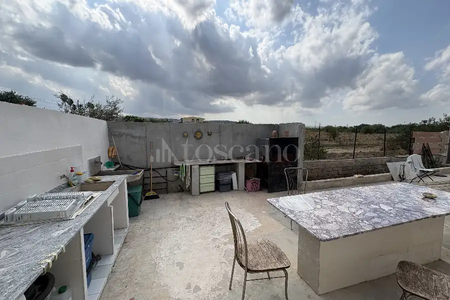Villa in vendita di 198 mq a €158.000 (rif. 112/2026)