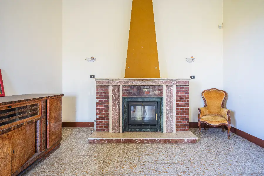 Villa in vendita di 327 mq a €348.000 (rif. 59/2026)